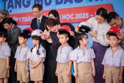 Nỗ lực bền bỉ của HVN góp phần cải thiện tỷ lệ đội mũ bảo hiểm trên toàn quốc