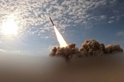 ‘Chiếm dầu mỏ của Iran, kiểm soát đảo Kharg’: Phát ngôn của ông Trump khiến thị trường hoang mang