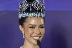 Đương kim Hoa hậu Thế giới: 'Tôi muốn uống cà phê, ăn bánh tráng Việt Nam'