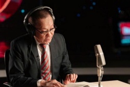 Nhà báo Lại Văn Sâm bất ngờ xuất hiện trong chương trình đặc biệt