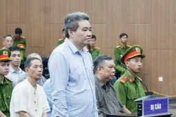 Gây thiệt hại hàng trăm tỉ đồng, Giám đốc xin bán 175 lượng vàng và 1.000m2 đất để khắc phục