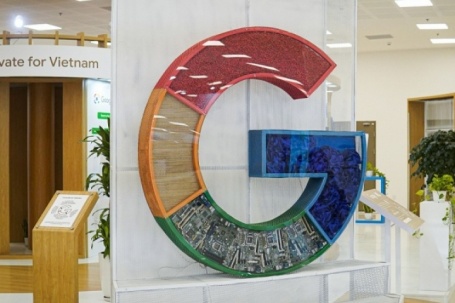 Google cho dịch cuộc nói chuyện trực tiếp bằng iPhone