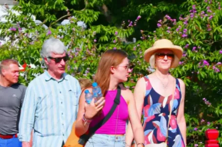 Việt Nam là điểm đến an toàn nhất cho phụ nữ du lịch một mình