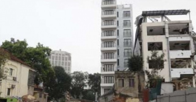 Dự án Quảng trường phía Đông hồ Gươm: Mặt bằng chưa "sạch" khi khách sạn 9 tầng trăm tỷ vẫn hoạt động