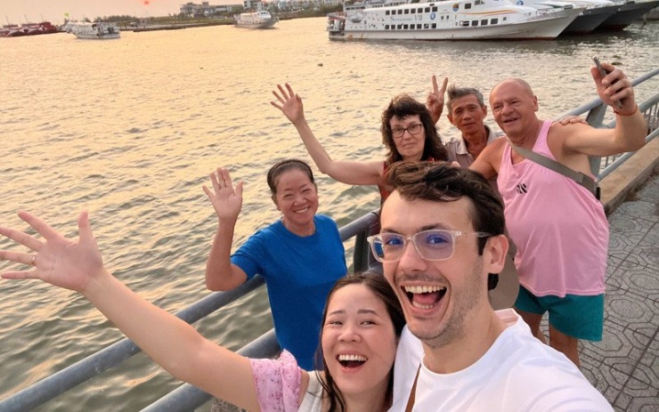 Họ có chuyến du lịch chung vui vẻ và kết nối&nbsp;