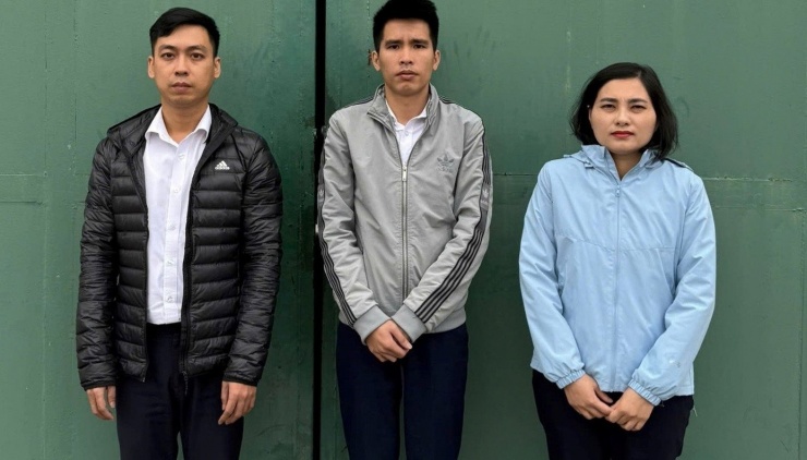 Ba bị can là cựu cán bộ ngân hàng liên quan vụ án.