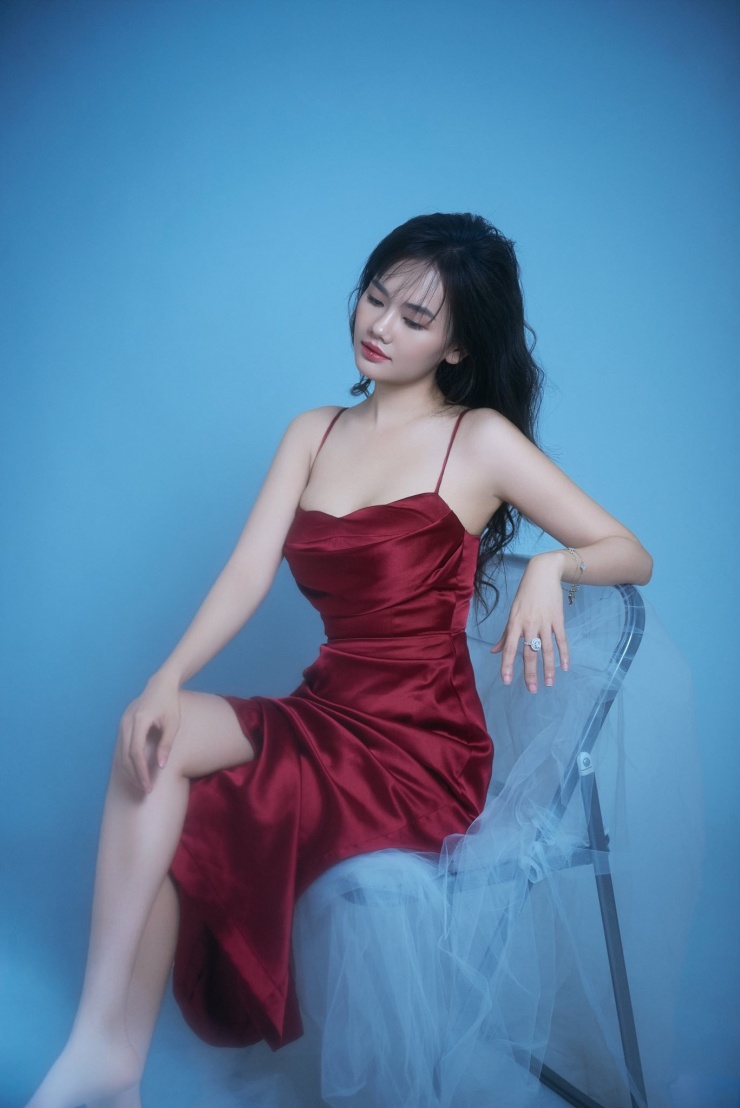 Nữ diễn viên bị ghét nhất trong phim giờ vàng có Phương Oanh là ai? - 7