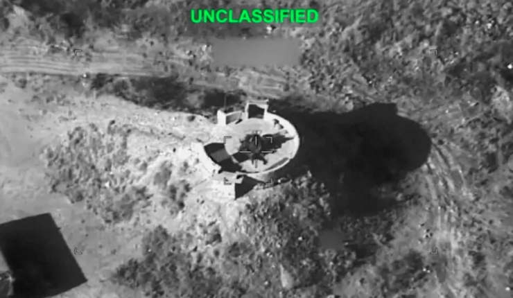 Mỹ dội bom xuyên hầm xuống Isfahan: Thông điệp cứng rắn gửi Iran - 1