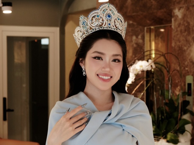 Hoa hậu Phương Oanh: 'Chị gái sinh đôi là tri kỷ của tôi'