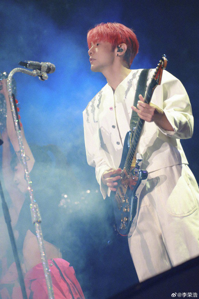 "Tiểu Vương Phi" liên tục xin lỗi đàn anh vì "Lý Bạch" - 4