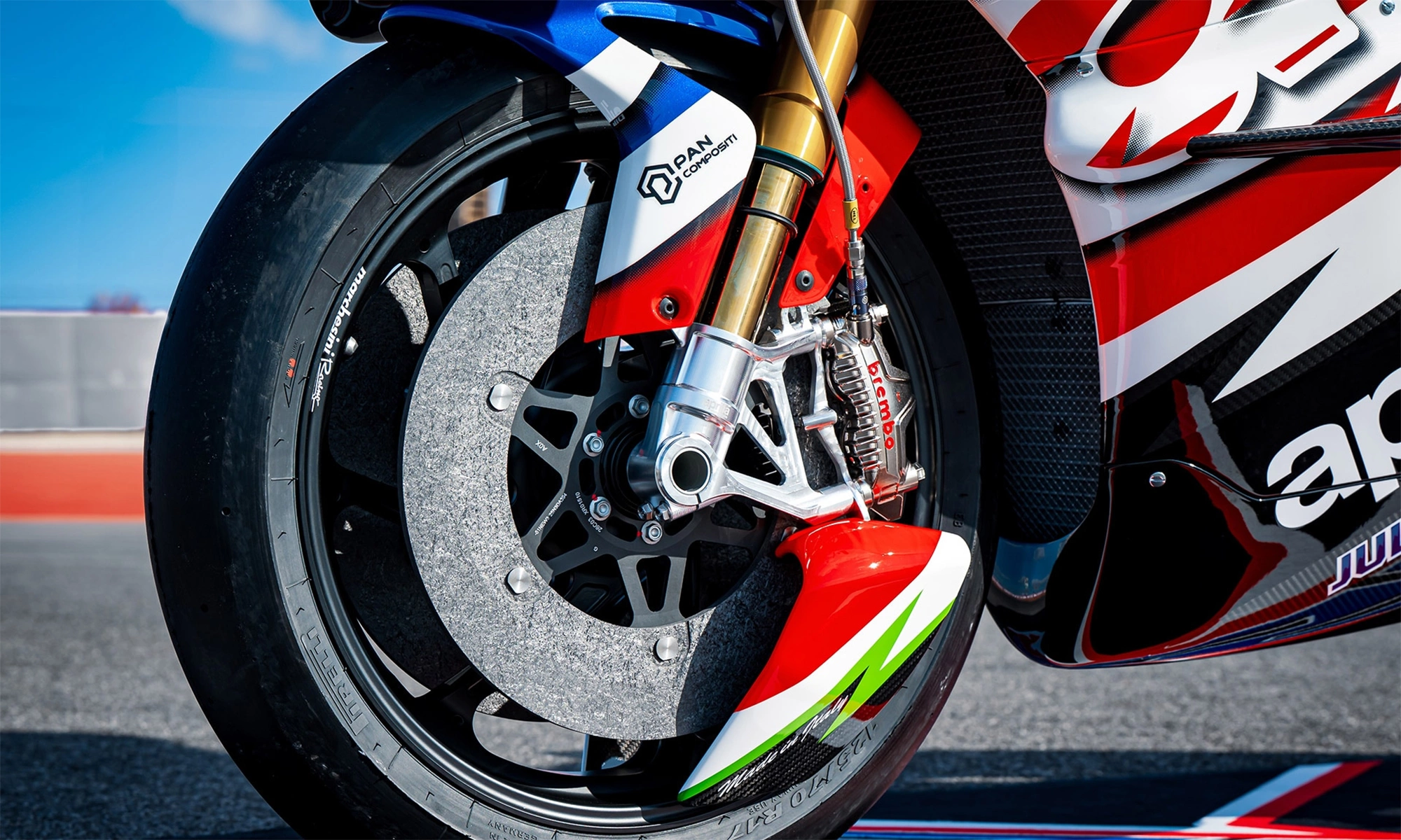 Aprilia X 250TH - siêu môtô bản giới hạn giá 150.000 USD - 2