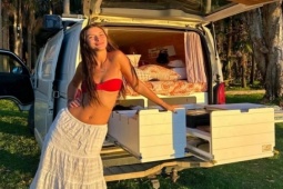 Bỏ việc lương cao, cô gái 22 tuổi sắm 'nhà di động' đi khắp Australia