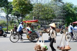 Nhiều nơi bước vào cao điểm nắng nóng, Hà Nội nhiệt cao 35 độ