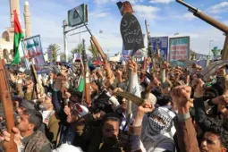 Houthi trở thành biến số khó lường trong cuộc đối đầu Mỹ - Iran