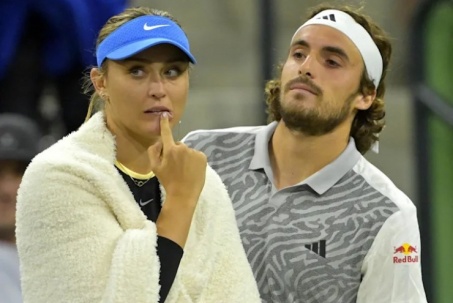 Cặp trai tài gái sắc tennis "sang chấn" hậu chia tay, nên tái hợp cứu vãn phong độ?