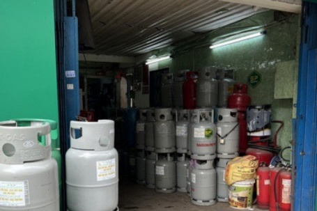 Giá gas điều chỉnh tăng, người tiêu dùng lo lắng