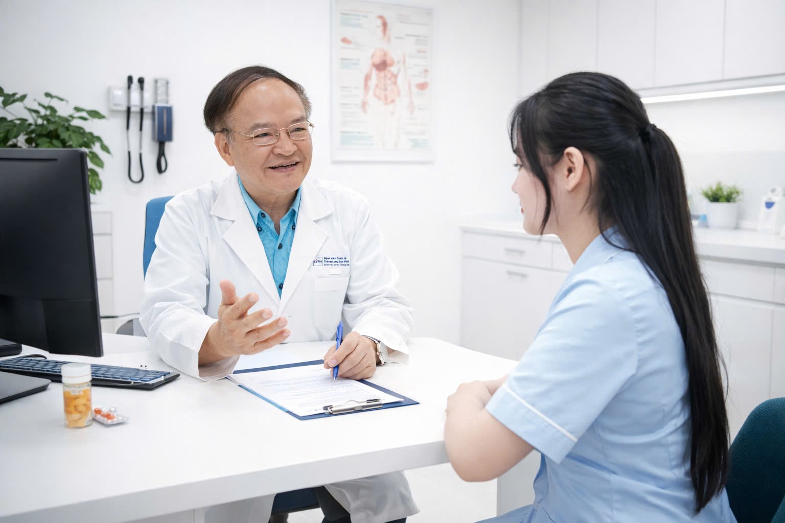 Thăm khám cùng các chuyên gia đầu ngành tại Thăng Long Lạc Việt