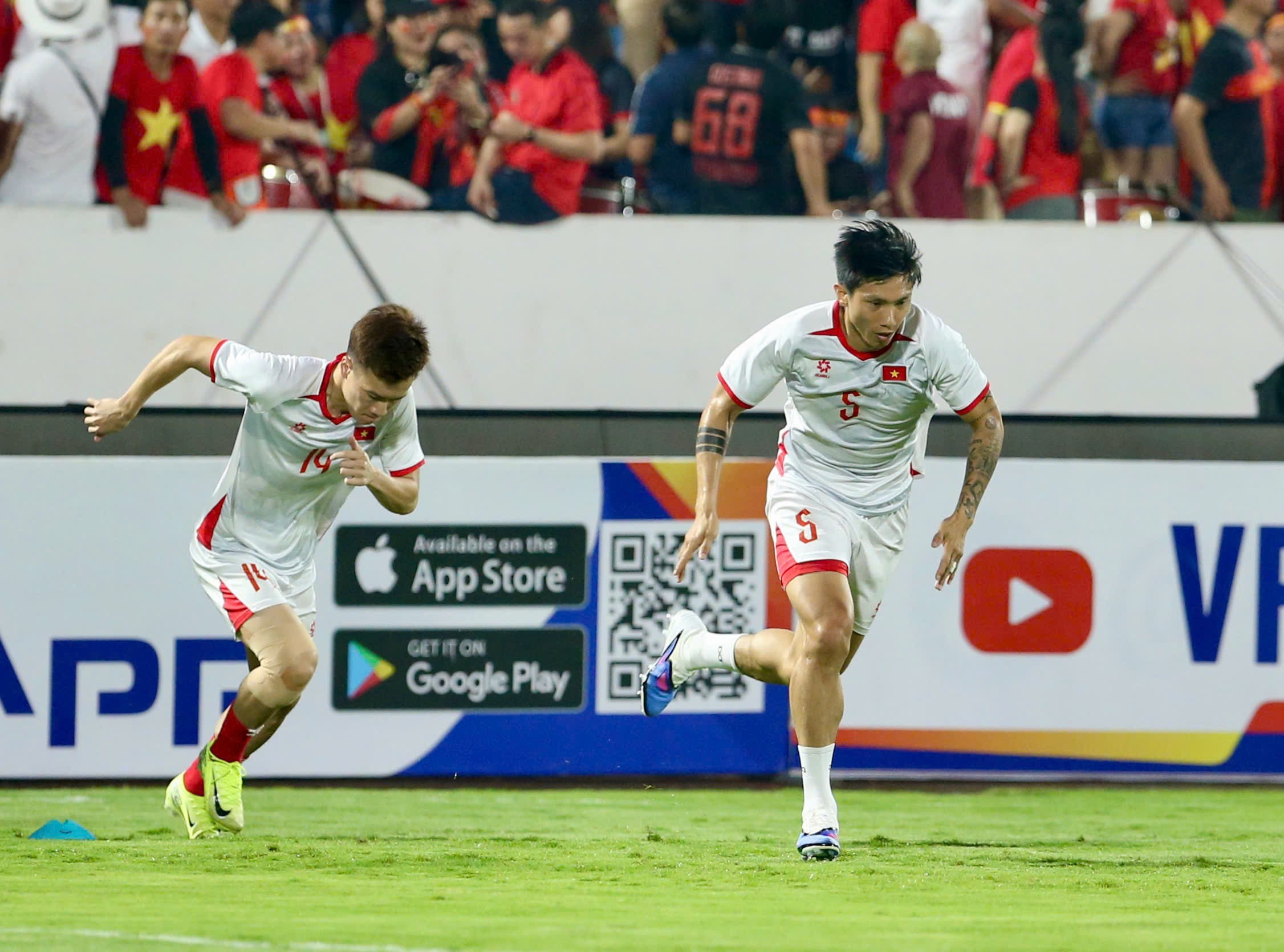 Trực tiếp bóng đá ĐT Việt Nam - Malaysia: Suýt có thêm bàn thắng (Asian Cup) (Hết giờ) - 9