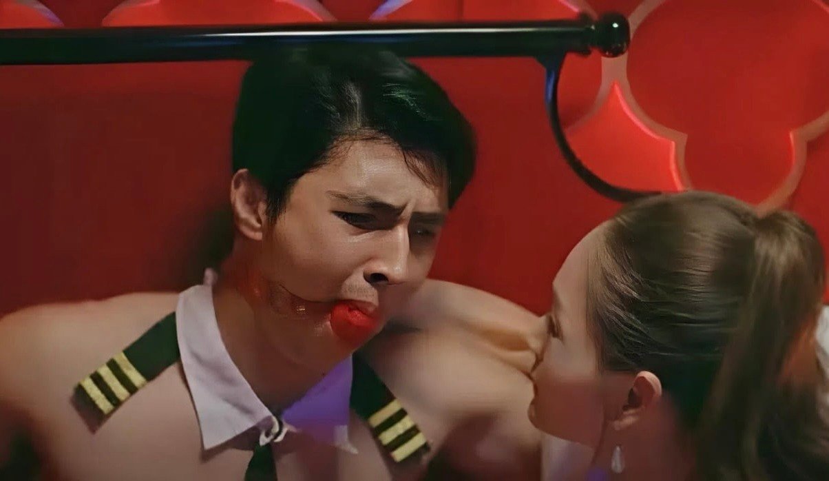 Những cảnh quay gây sốc trong Đồng hồ đếm ngược.