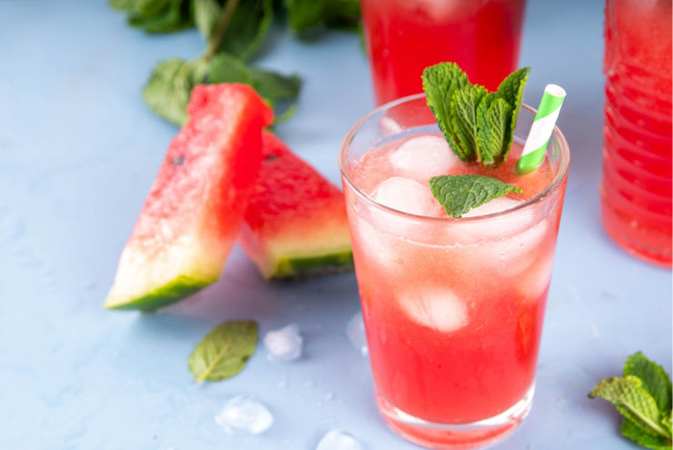 Thói quen ăn dưa hấu tưởng vô hại nhưng lại khiến nhiều người tiểu đêm nhiều hơn - 1