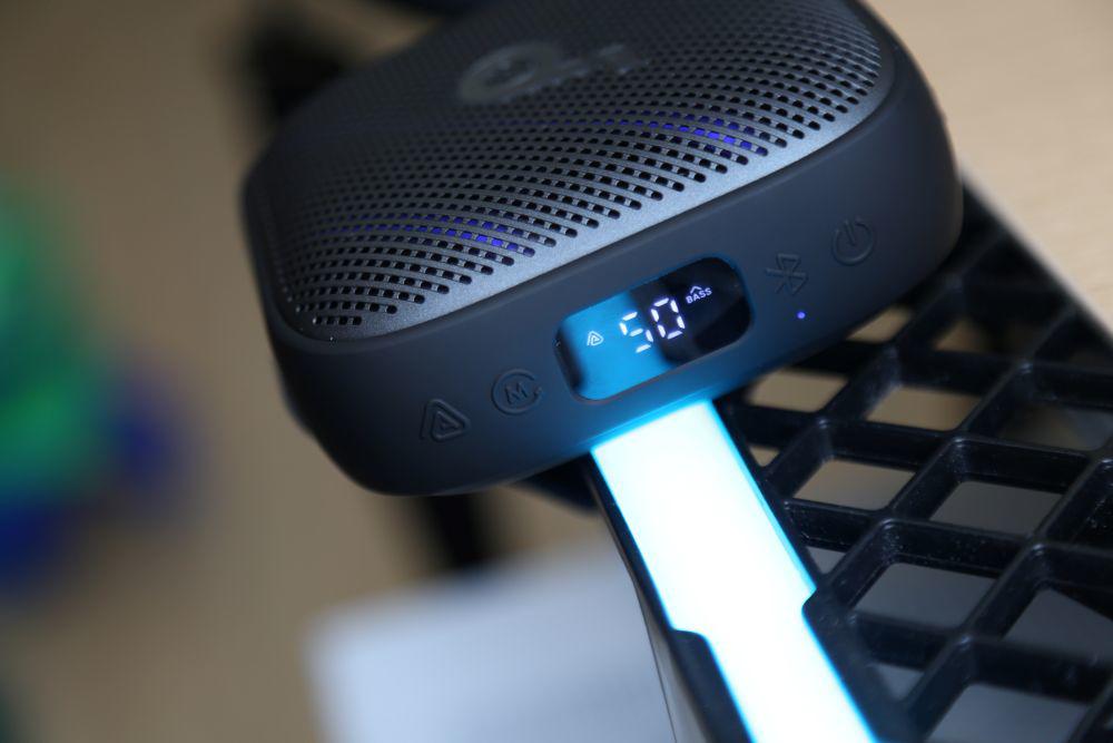 Boom Go 3i nghe to, vang với công suất tới 15W.