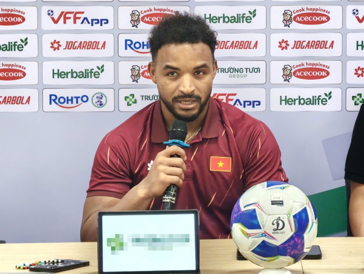 Trực tiếp họp báo ĐT Việt Nam - Malaysia: HLV Kim cảm ơn Xuân Son, chốt vị trí tốt nhất của Hoàng Hên - 2