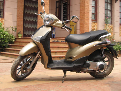 Chọn Honda SH 2012 hay Piaggio Liberty? - 3