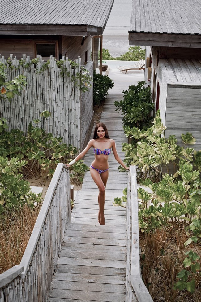 Minh Triệu cũng có thân hình bikini tuyệt đẹp