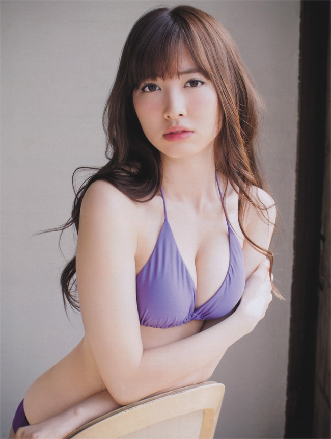 Nữ hoàng sexy Nhật Bản “căng mọng” như trái đào - 2