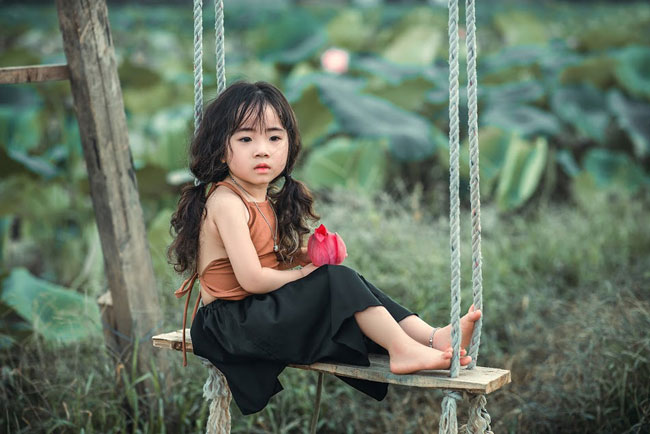 Tuy vậy, mẹ San San cho hay, cô bé cũng rất bản lĩnh và biết quan tâm đến người khác.&nbsp;
