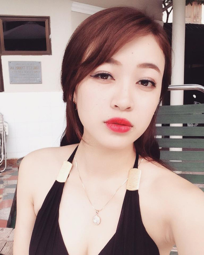Khánh Chi &#34;gây sốt&#34; ngay trong ngày ra mắt chương trình Nóng cùng Euro.