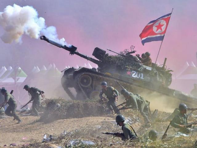 Trump nâng cảnh báo Triều Tiên, nguy cơ chiến tranh tăng