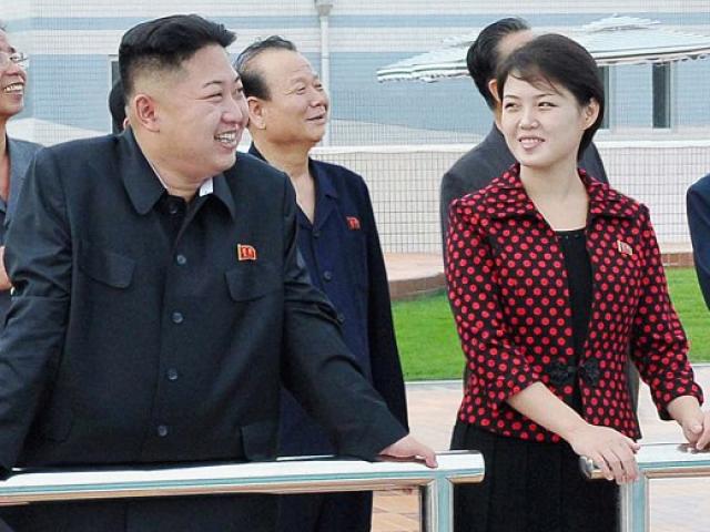 Những ”ẩn số” trong cuộc đời vợ Kim Jong-un