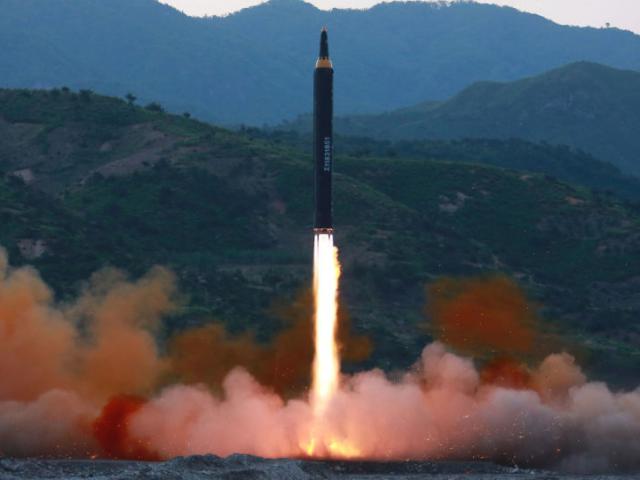 Chuyên gia nói về khả năng tên lửa Triều Tiên bay tới Mỹ