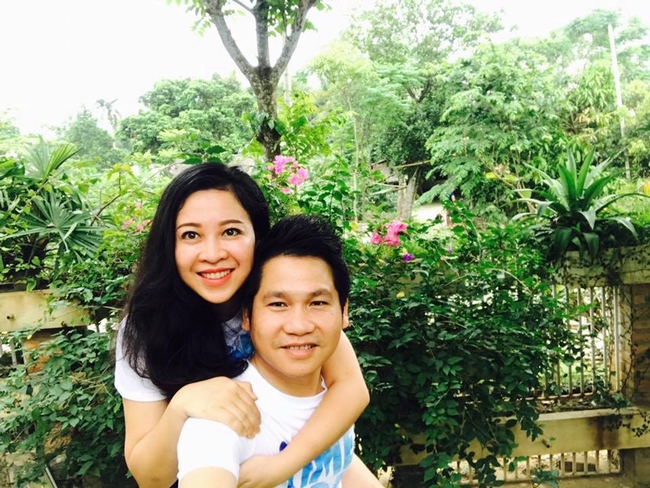 Đây là Thanh Hoa, bà xã của &#34;ông hoàng nhạc Đỏ&#34; Trọng Tấn.