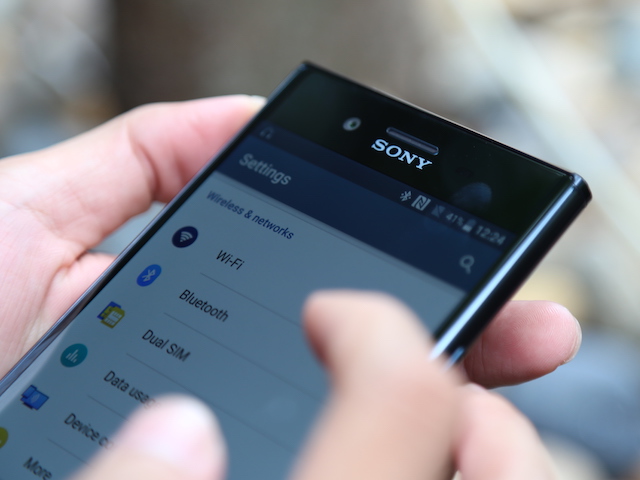 Sony công bố giá bán của smartphone ”khủng” Xperia XZ Premium