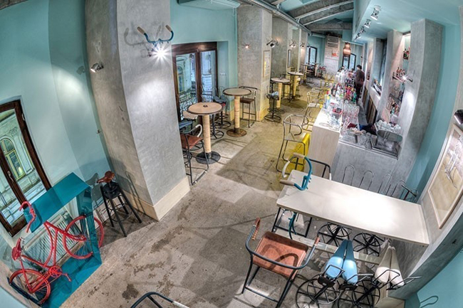&nbsp;18. Bicycle Bar, Bucharest, Romania
