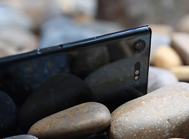 Xperia XZ Premium được trang bị cảm biến 1/2.3 inch, độ phân giải 19MP.​
