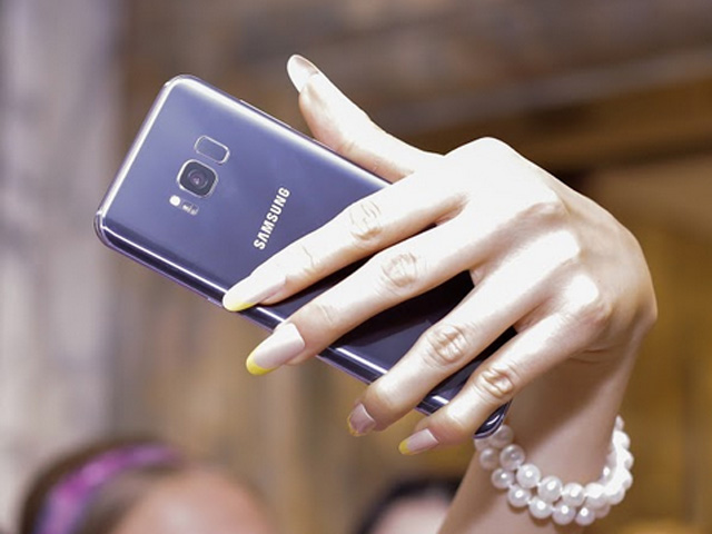 Lộ ảnh Samsung Galaxy S8+ màu Tím khói siêu đẹp