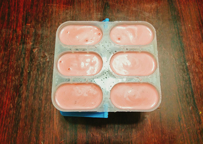 Tự làm kem dâu sữa ngọt mát lại cực mềm xốp, cả nhà thích mê - 6