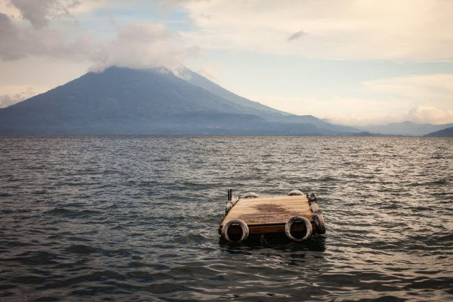 Hồ Atitlan, Guatemala: Đây là địa điểm lý tưởng để giải tỏa căng thẳng từ cuộc sống hằng ngày. Từ thị trấn Jaibalito, du khách có thể đi bộ khám phá rừng nhiệt đới hay những ngôi làng nhỏ xung quanh hồ.