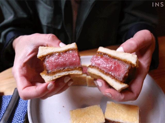 Media - Miếng sandwich nhỏ xíu giá 2 triệu đồng đang "gây bão" ở Mỹ