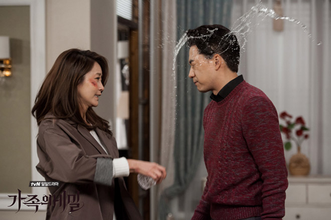 Những màn đối đầu vợ - chồng tài phiệt căng thẳng nhất màn ảnh - 2