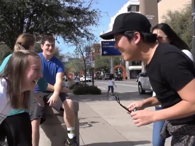 Đời sống Showbiz - Trường Giang nhận cái kết phũ phàng khi "kiểm tra" độ nổi tiếng ở Mỹ