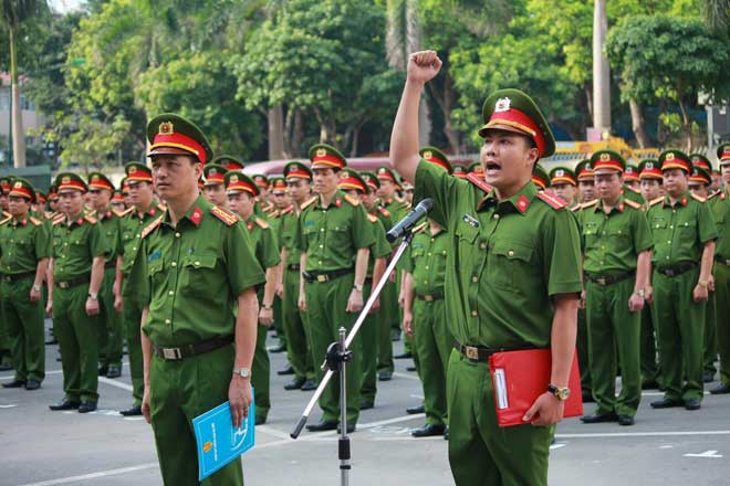 Nóng 24h qua: Tài xế bẻ lái cứu 2 nữ sinh nói về thông tin được ủng hộ 240 triệu - 4