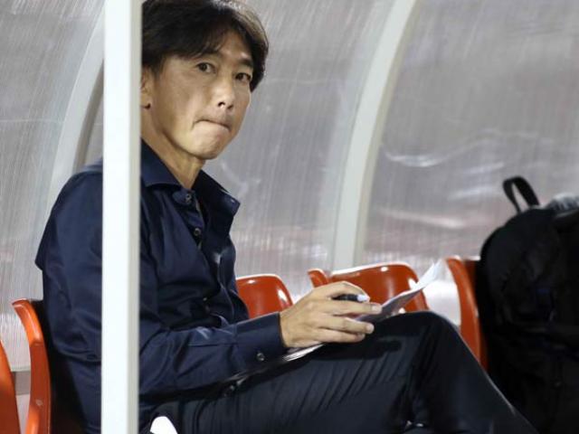 Bóng đá - Đội Công Vinh thua SLNA, HLV Miura đổ tại "Ronaldo Việt Nam" gặp sự cố