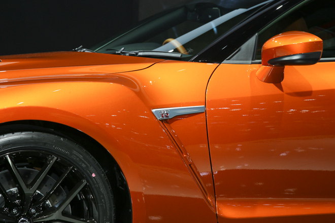 &#34;Quái vật&#34; Nissan GT-R Godzilla ra mắt, giá hơn 2,1 tỷ đồng - 8