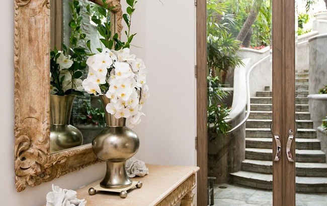 Căn nhà nằm ở số 119, Emerald Bay, có giá 17,9 triệu USD đang được rao bán