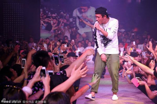 Chân dung "đệ nhất sát gái" trong showbiz Hoa ngữ - 4