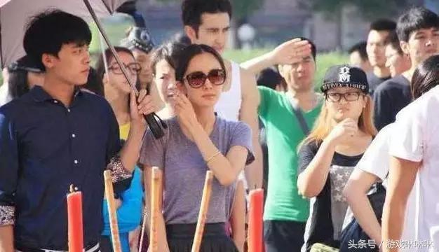 Cuộc sống khác biệt "một trời một vực" tại phim trường lớn nhất Trung Quốc - 6